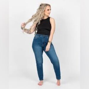 Lularoe stretch skinny jean med stone wash size 36 EUC